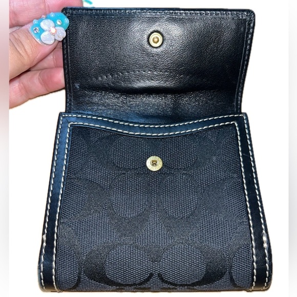Coach Black Signature Wallet - Picture 6 of 16